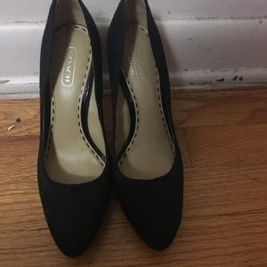 Black Coach Signature Pumps